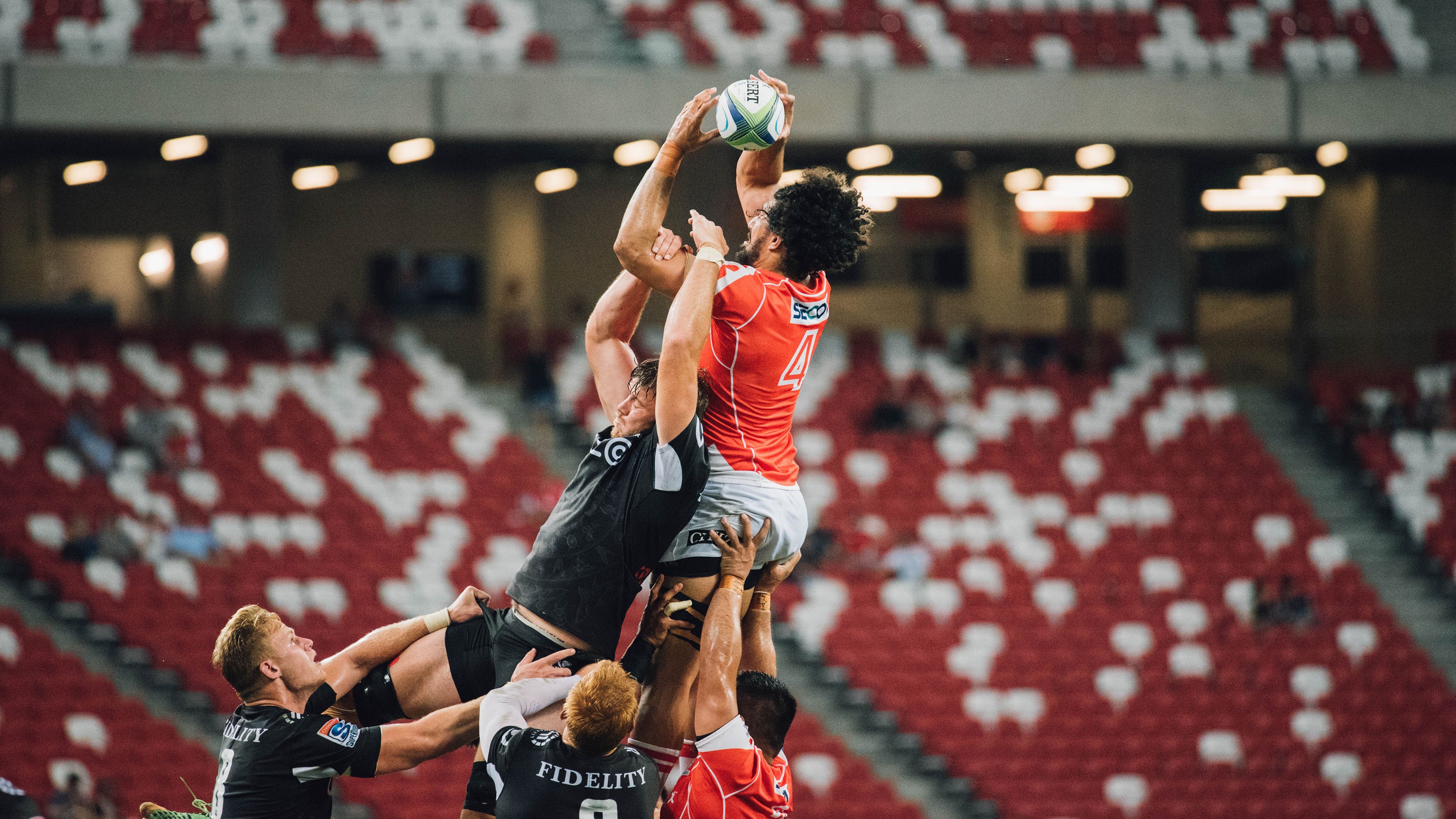 _城市天际线攀爬:在摩天楼间挑战自我_,城市天际线怎么变高楼